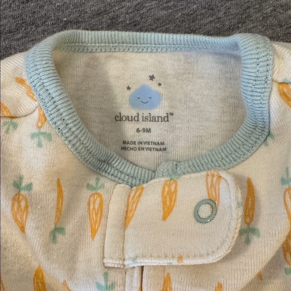 Easter Cloud Island Baby Footed One-Piece Sleepers Girl Boy Unisex 6-9 Months - Picture 2 of 5